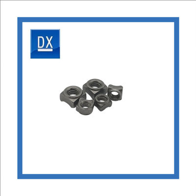 Type intérieur d'angle de place de M5 M6 M8 M10 M12 M14 un écrou de soudage par points d'acier au carbone